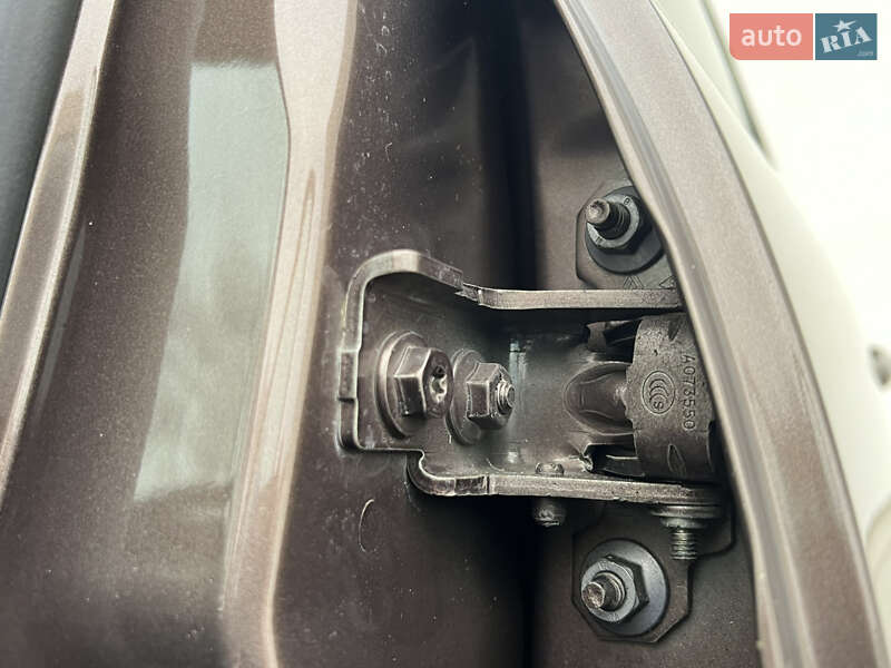 Минивэн Renault Scenic 2011 в Луцке фото 172 Минивэн Renault Scenic 2011 в Луцке