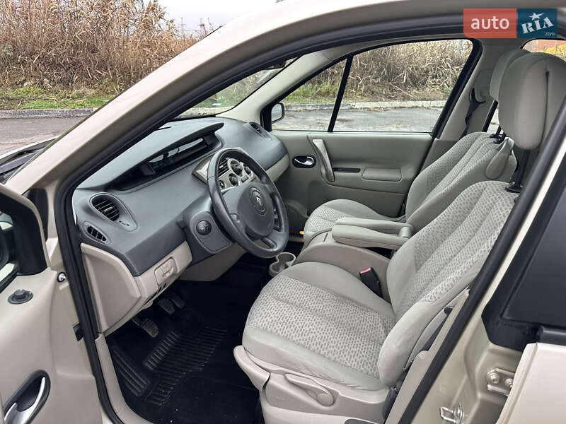 Минивэн Renault Scenic 2006 в Харькове