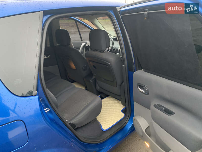 Мінівен Renault Scenic 2007 в Луцьку