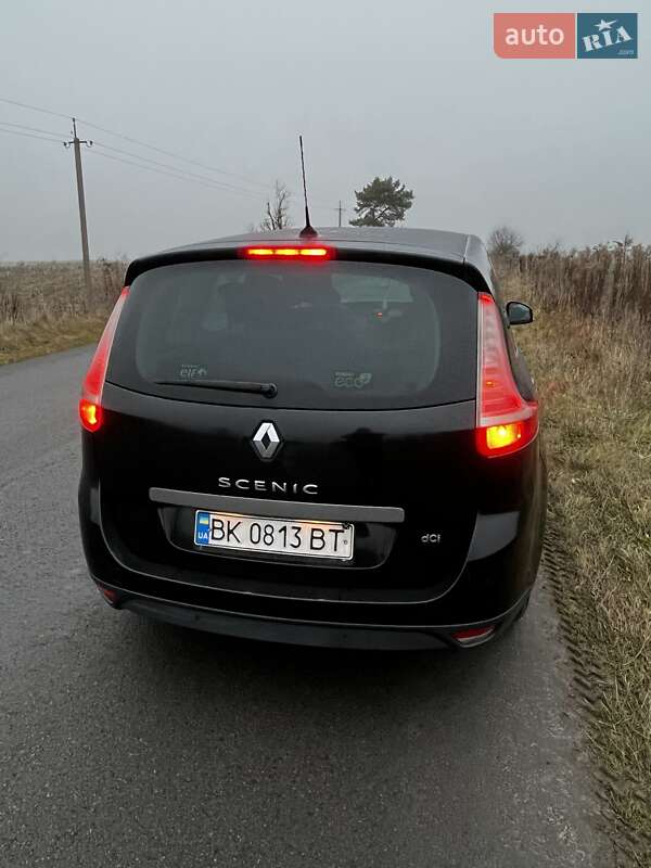 Минивэн Renault Scenic 2011 в Костополе