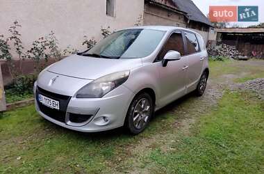 Минивэн Renault Scenic 2011 в Вышкове