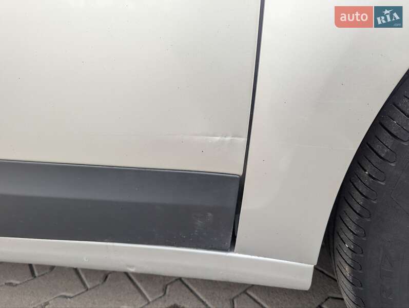 Мінівен Renault Scenic 2010 в Житомирі