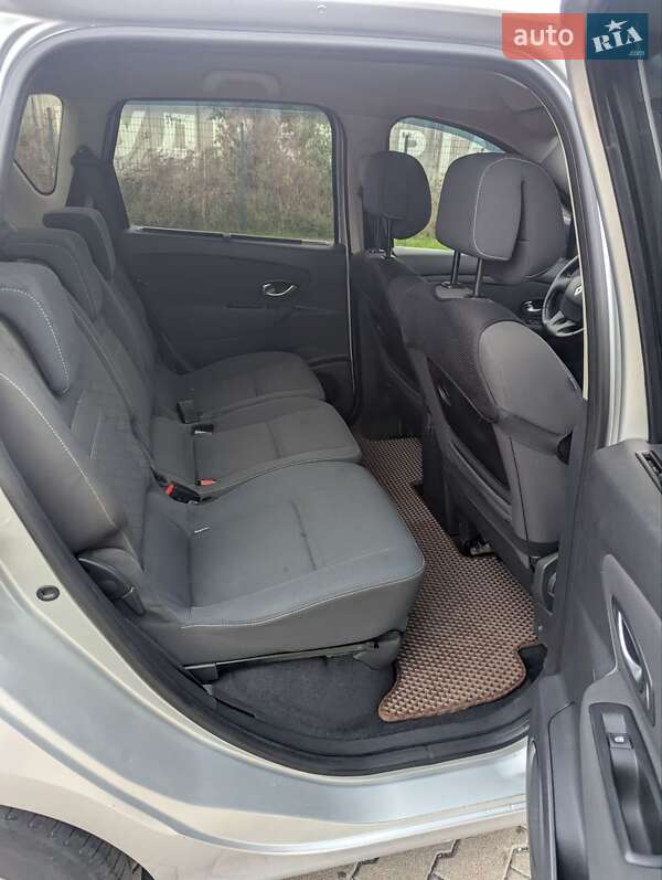 Мінівен Renault Scenic 2010 в Житомирі