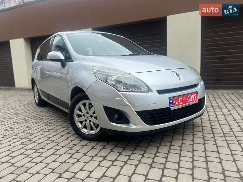 Мінівен Renault Scenic 2010 в Коломиї
