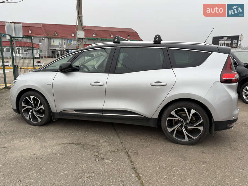 Минивэн Renault Scenic 2017 в Киеве