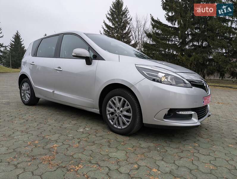 Минивэн Renault Scenic 2014 в Дубно