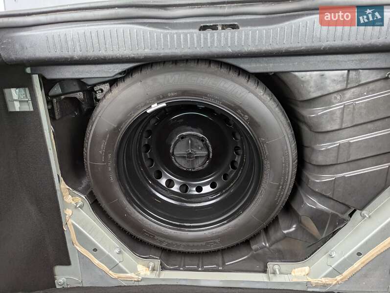 Минивэн Renault Scenic 2014 в Дубно