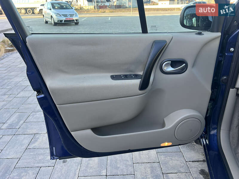 Минивэн Renault Scenic 2005 в Луцке фото 21 Минивэн Renault Scenic 2005 в Луцке