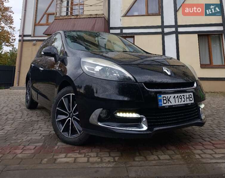Renault Scenic 2012