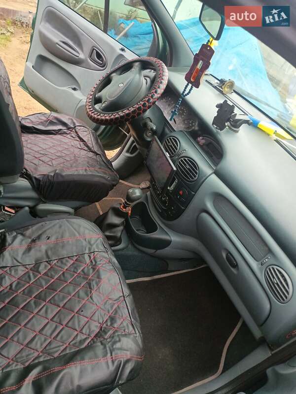 Мінівен Renault Scenic 1999 в Чернівцях