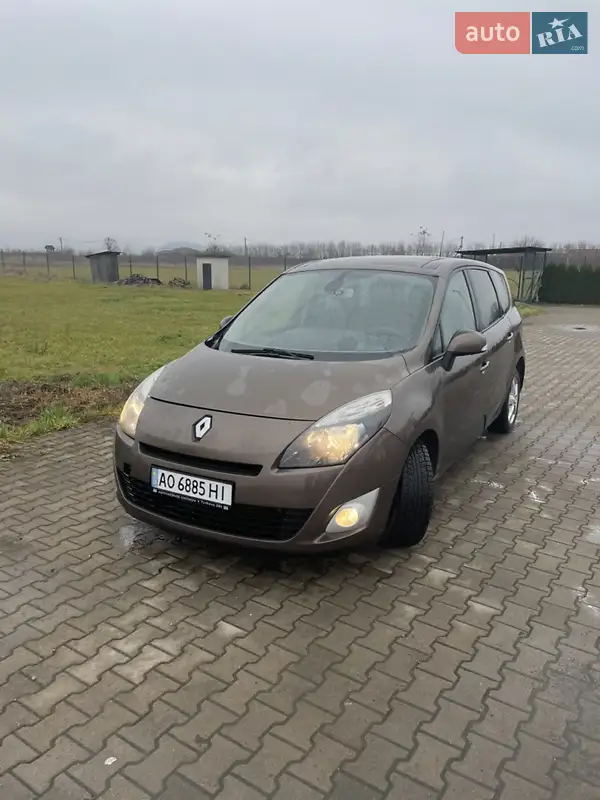 Renault Scenic 2010