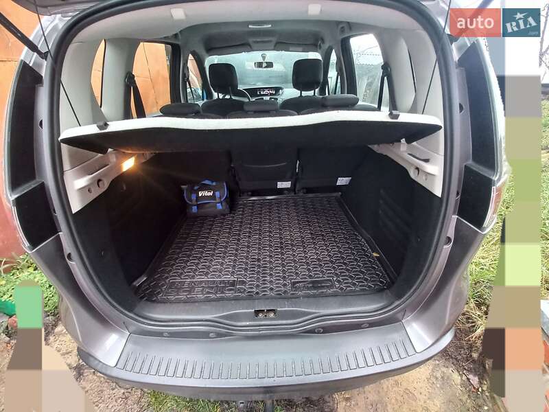 Мінівен Renault Scenic 2012 в Сумах