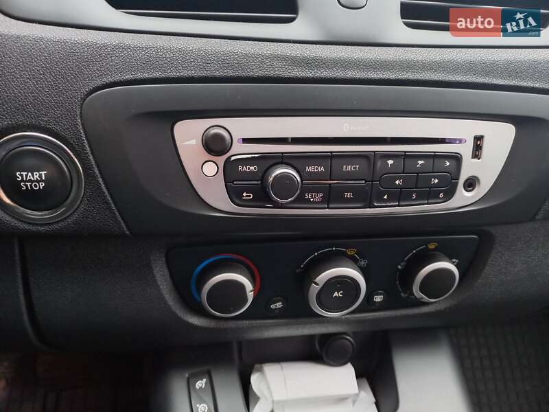 Мінівен Renault Scenic 2012 в Сумах