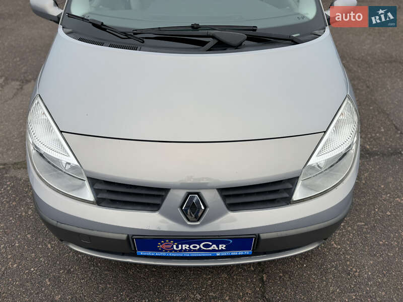 Мінівен Renault Scenic 2004 в Києві
