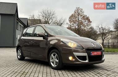 Минивэн Renault Scenic 2009 в Луцке