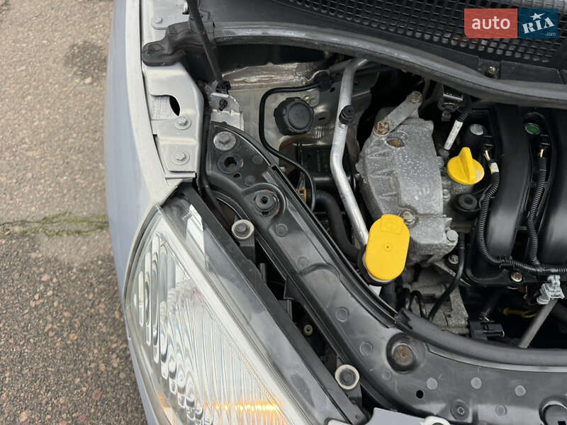 Мінівен Renault Scenic 2004 в Києві