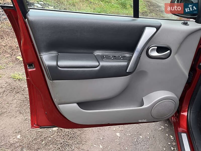 Минивэн Renault Scenic 2008 в Луцке фото 42 Минивэн Renault Scenic 2008 в Луцке