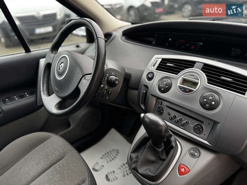 Мінівен Renault Scenic 2008 в Дубні фото 28 Мінівен Renault Scenic 2008 в Дубні