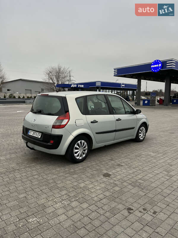 Мінівен Renault Scenic 2004 в Запоріжжі