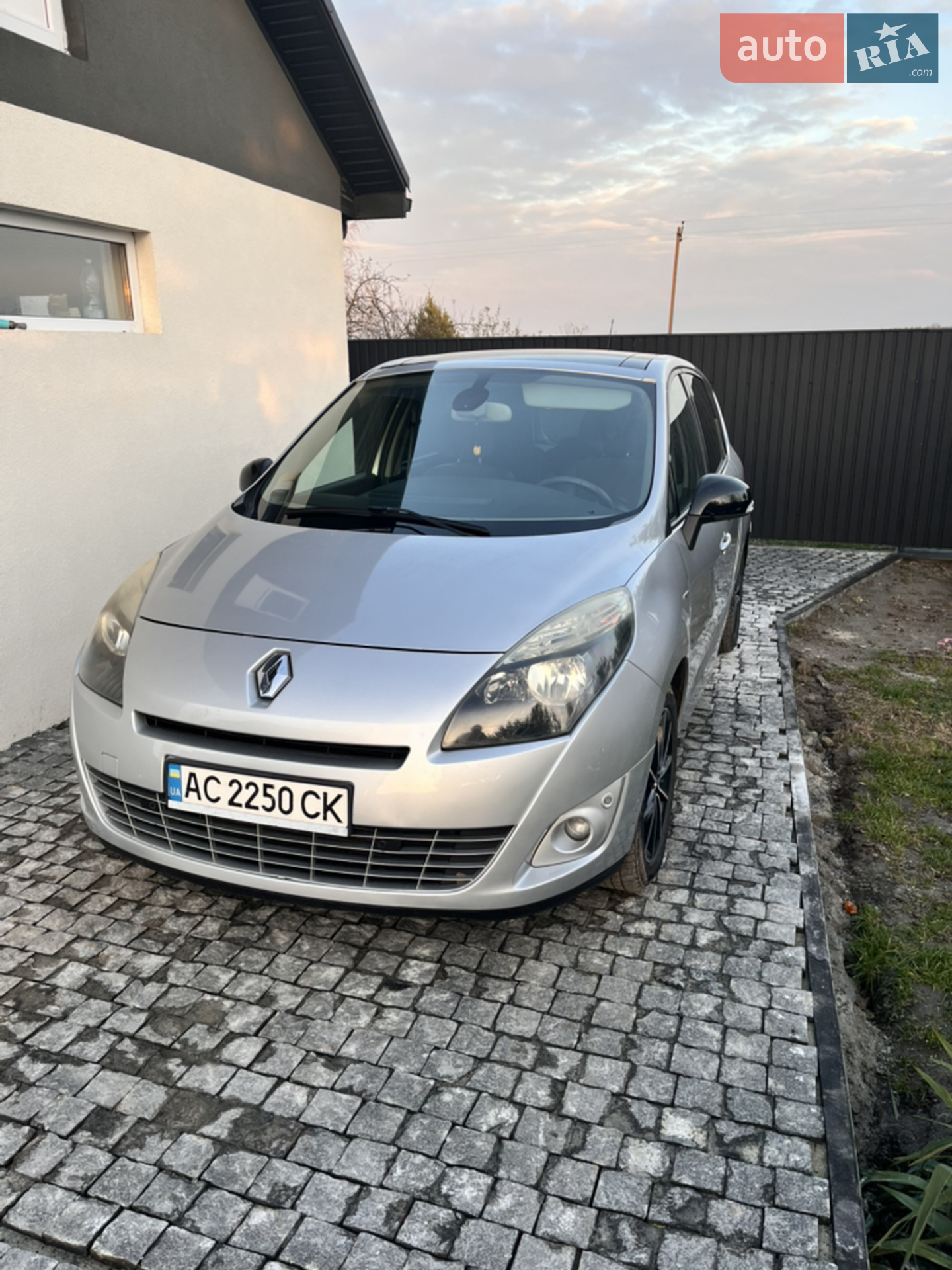 2011 Renault Scenic - мініатюра 4