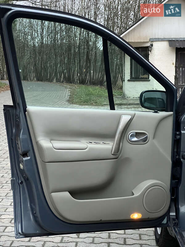 Минивэн Renault Scenic 2007 в Луцке фото 4 Минивэн Renault Scenic 2007 в Луцке