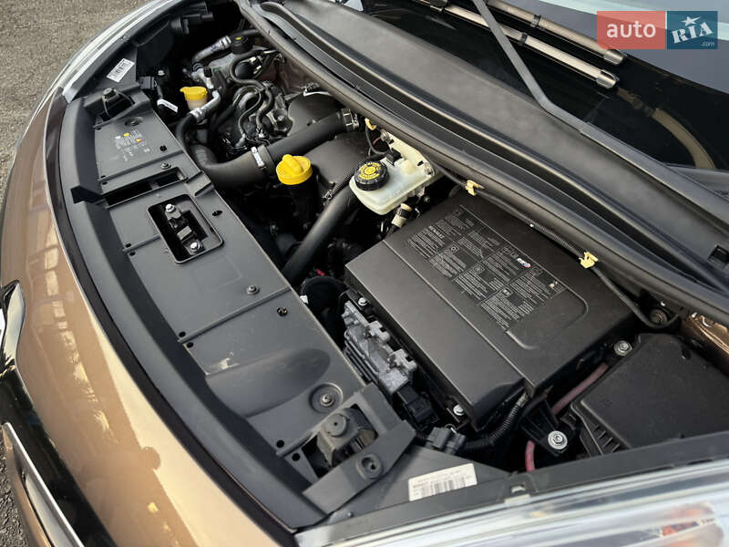 Минивэн Renault Scenic 2015 в Моршине