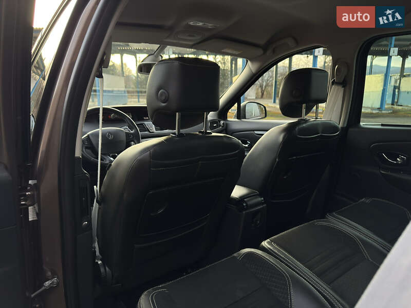 Минивэн Renault Scenic 2015 в Моршине