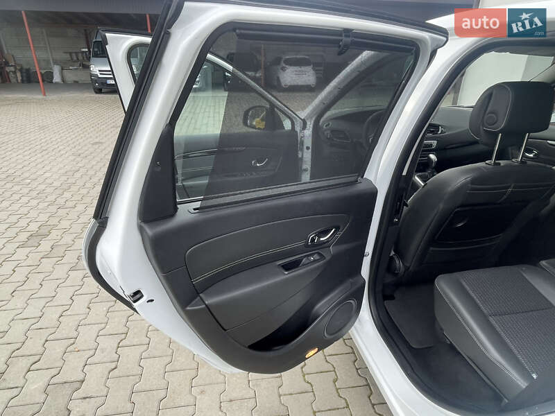 Мінівен Renault Scenic 2012 в Рівному фото 15 Мінівен Renault Scenic 2012 в Рівному