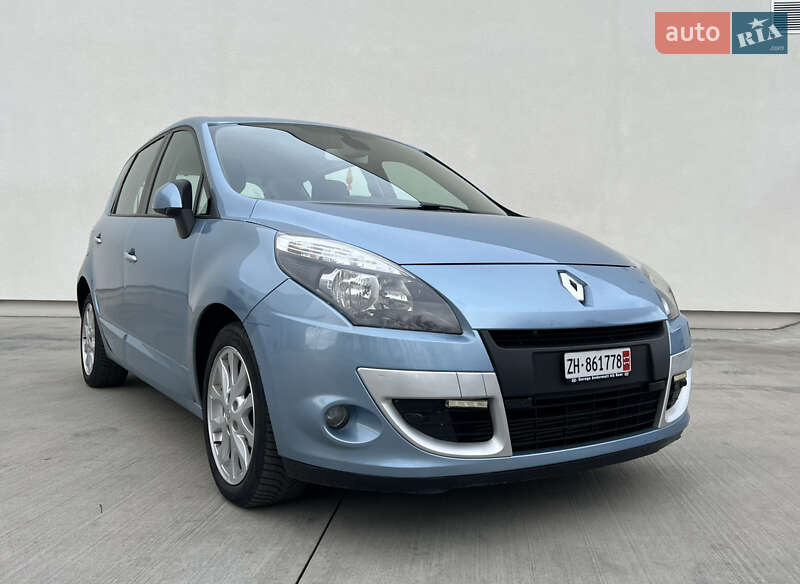 Минивэн Renault Scenic 2011 в Луцке