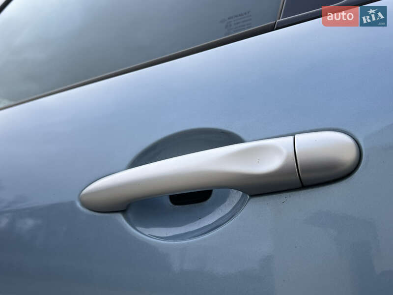 Минивэн Renault Scenic 2011 в Луцке