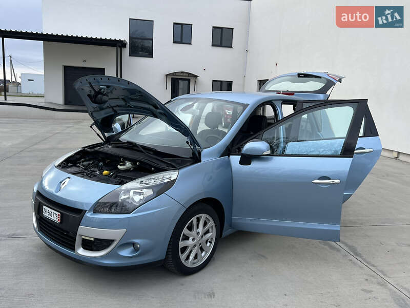 Минивэн Renault Scenic 2011 в Луцке