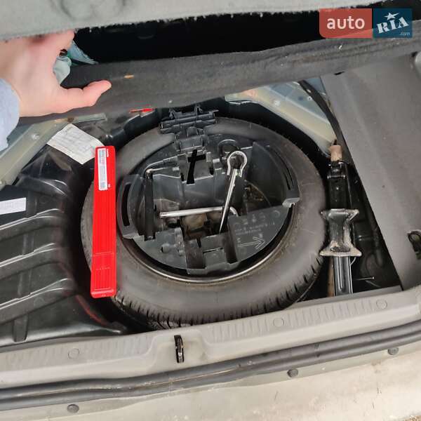 Минивэн Renault Scenic 2005 в Львове фото 25 Минивэн Renault Scenic 2005 в Львове