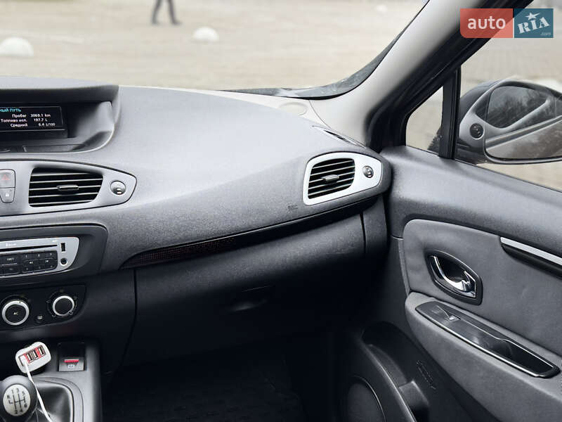 Минивэн Renault Scenic 2013 в Львове фото 50 Минивэн Renault Scenic 2013 в Львове