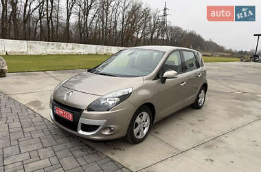 Минивэн Renault Scenic 2011 в Луцке