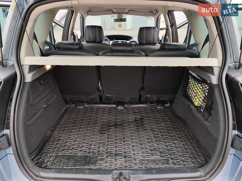Минивэн Renault Scenic 2006 в Ровно