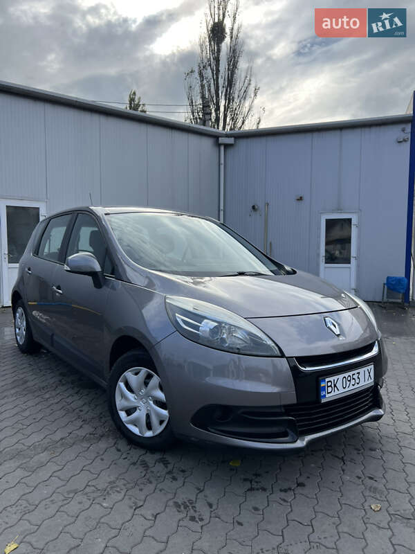 Renault Scenic 2012 Renault Scenic 2012