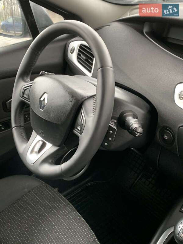 Минивэн Renault Scenic 2009 в Виннице