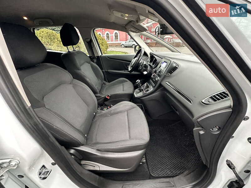 Минивэн Renault Scenic 2017 в Днепре