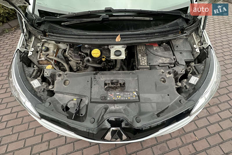 Минивэн Renault Scenic 2017 в Днепре