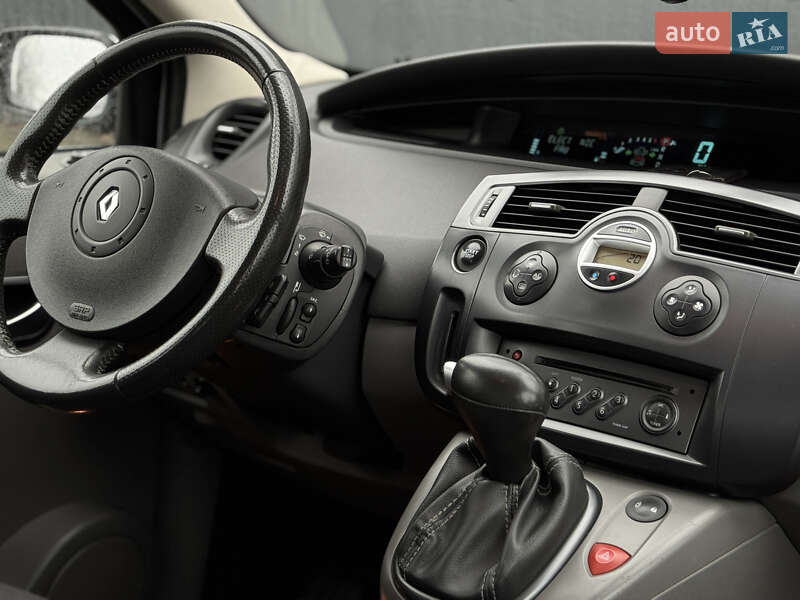 Минивэн Renault Scenic 2005 в Дрогобыче