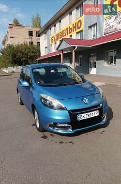 Минивэн Renault Scenic 2012 в Ровно