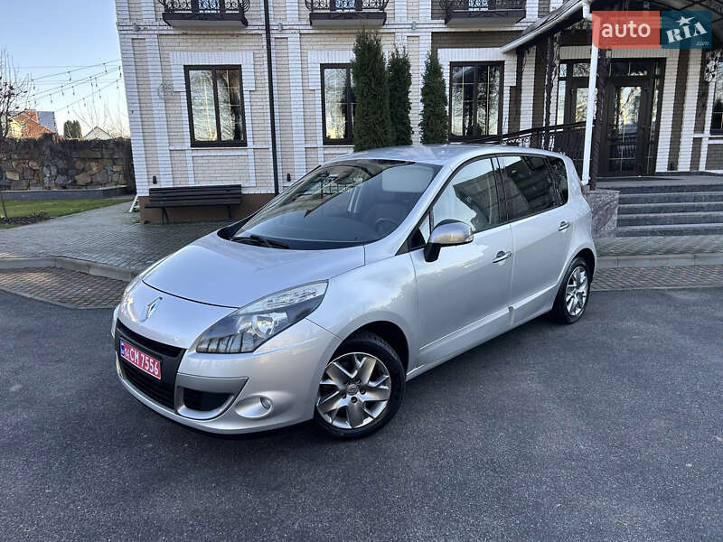 Renault Scenic 2011