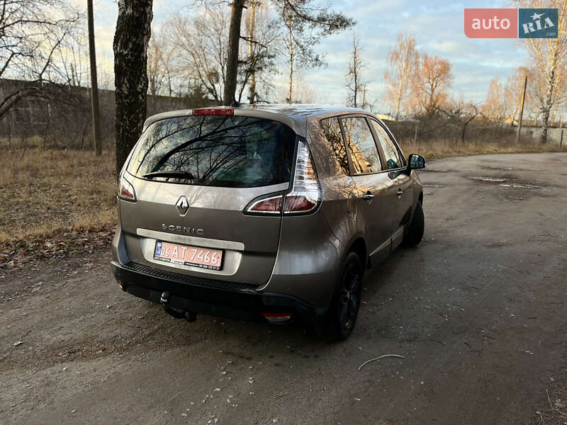 Минивэн Renault Scenic 2015 в Житомире