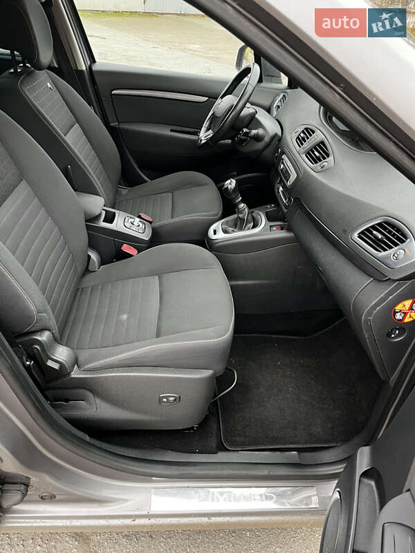 Минивэн Renault Scenic 2015 в Житомире