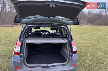 Мінівен Renault Scenic 2005 в Житомирі