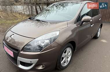 Мінівен Renault Scenic 2009 в Чернігові