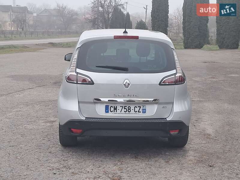 Минивэн Renault Scenic 2012 в Дубно