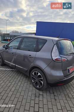 Мінівен Renault Scenic 2014 в Дубні