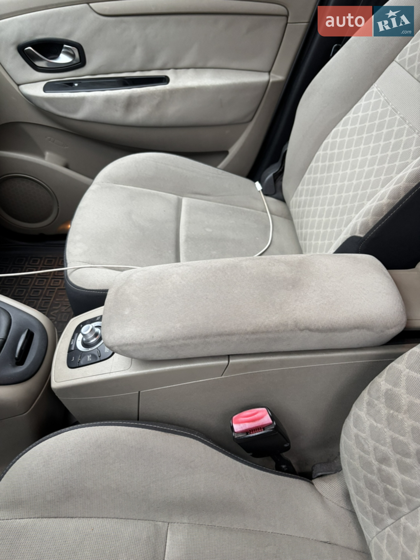 2010 Renault Scenic - мініатюра 35