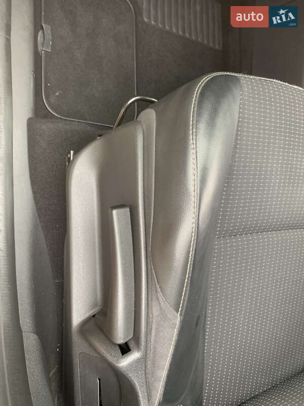 Минивэн Renault Scenic 2015 в Ровно